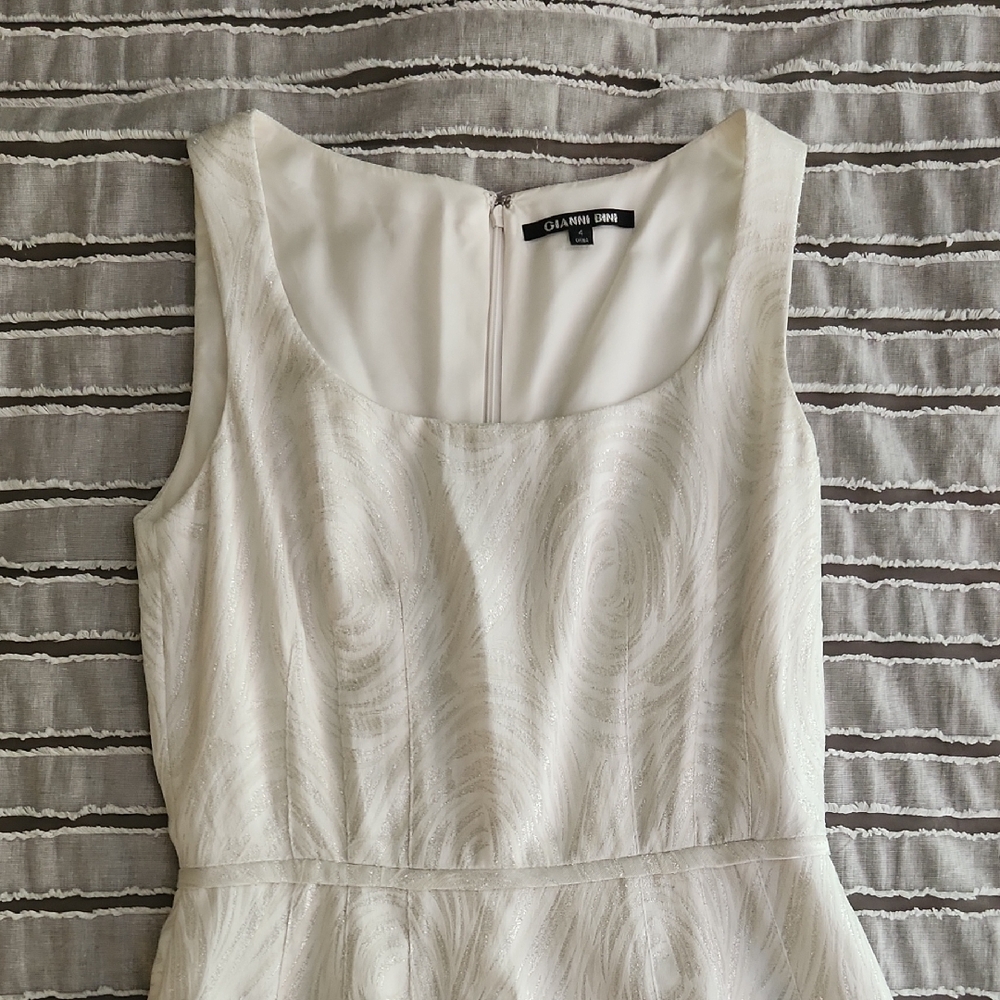 Gianni Bini Cream Scoop Neck Sleeveless Sundress